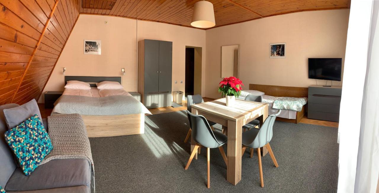 Paradise Gasthof 2*